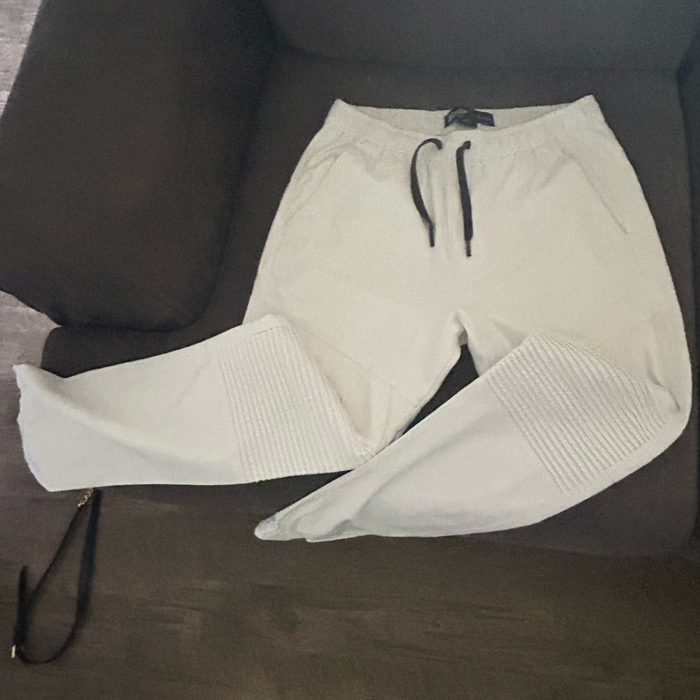 White pants size medium